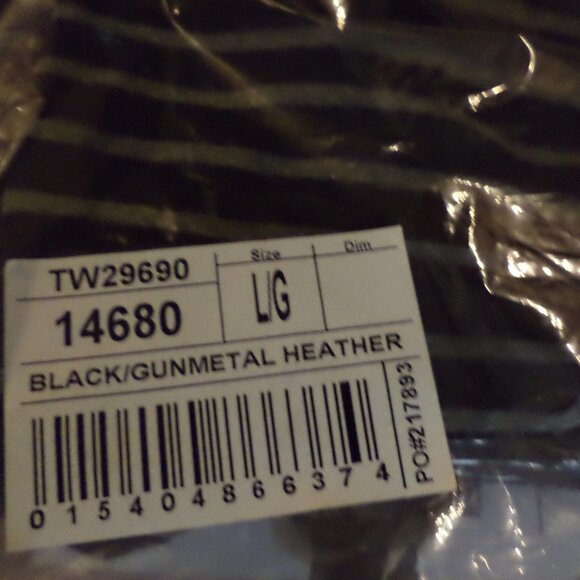 Tommy Bahama T-Shirt Long Sleeves ~Black + Gun Metal Stripes-Size: Large NWT $58 - Picture 5 of 10